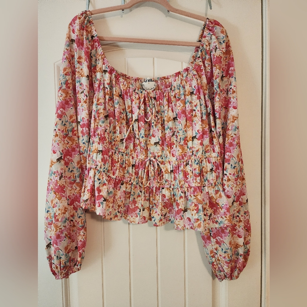Arula Boutique Size XL Floral Pink Women's Blouse Silky Feminine Coquette Sexy